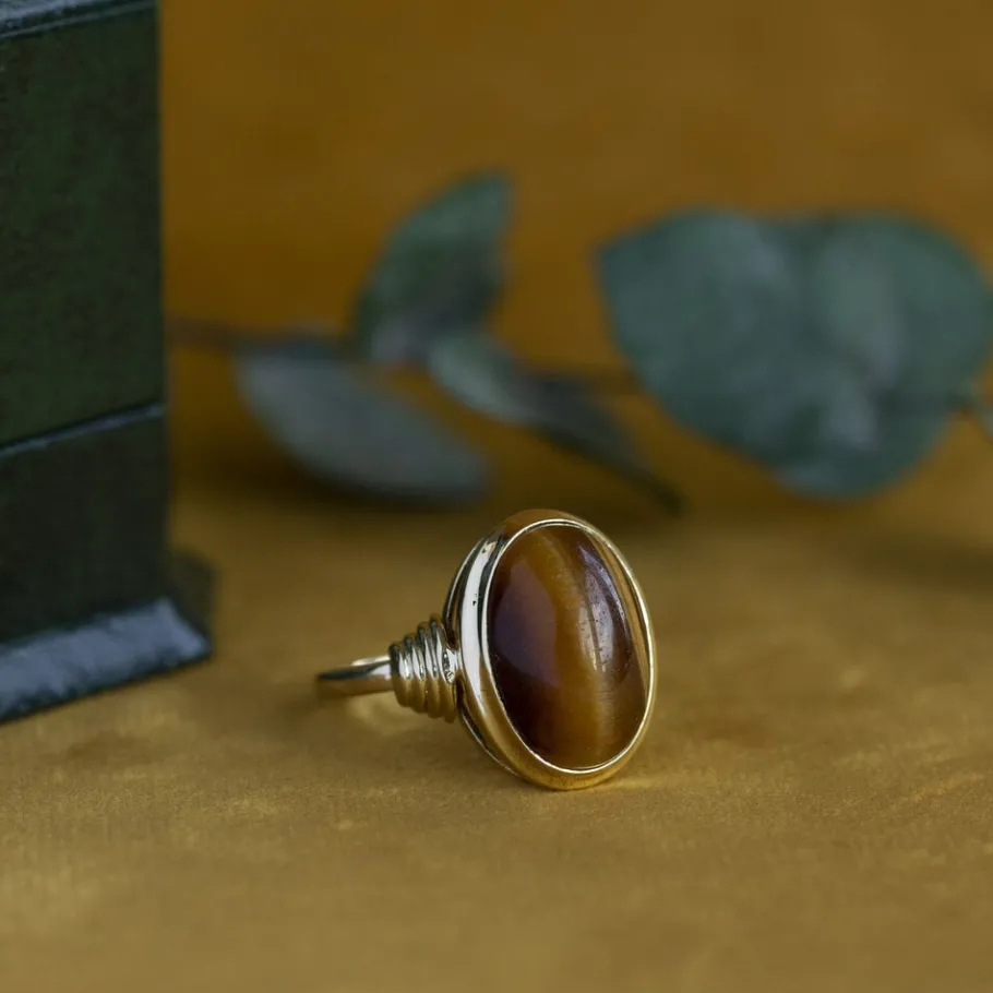 Gold ring with tiger eye 18 krt>Vintage Jewellery New