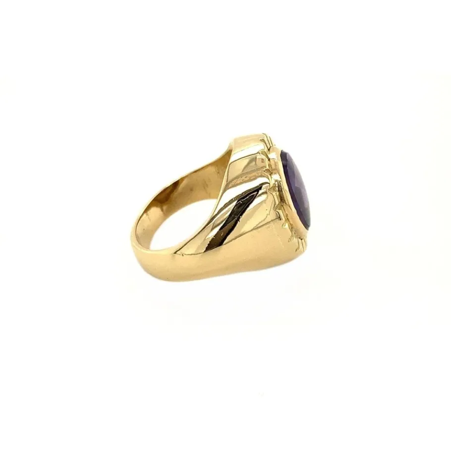 gold_signet_ring_with_ame_3.webp Gold signet ring with amethyst 14 krt>Vintage Jewellery Best