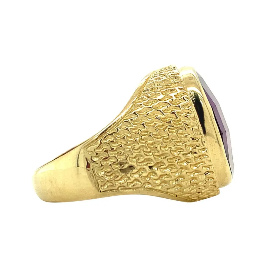 gold_signet_ring_with_pur_3.webp Gold signet ring with purple sapphire 14 krt>Vintage Jewellery Discount