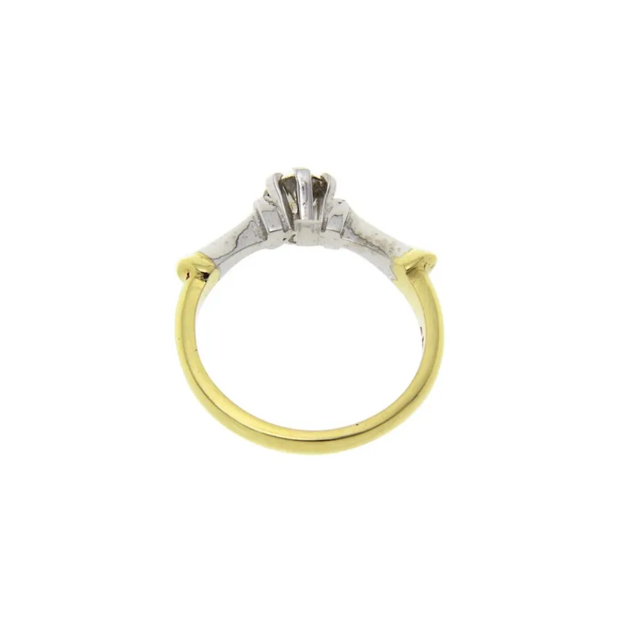 gold_solitaire_ring_with__4-3.webp Gold solitaire ring with diamonds 18 krt>Vintage Jewellery Sale