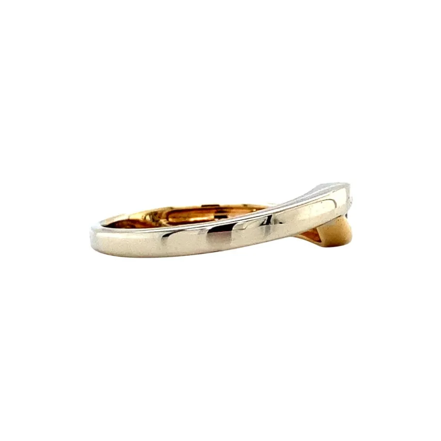 gold_strike_ring_with_dia_3.webp Gold strike ring with diamond 14 krt>Vintage Jewellery Clearance
