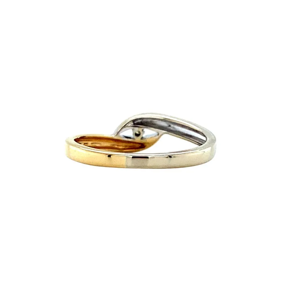 gold_strike_ring_with_dia_4.webp Gold strike ring with diamond 14 krt>Vintage Jewellery Clearance