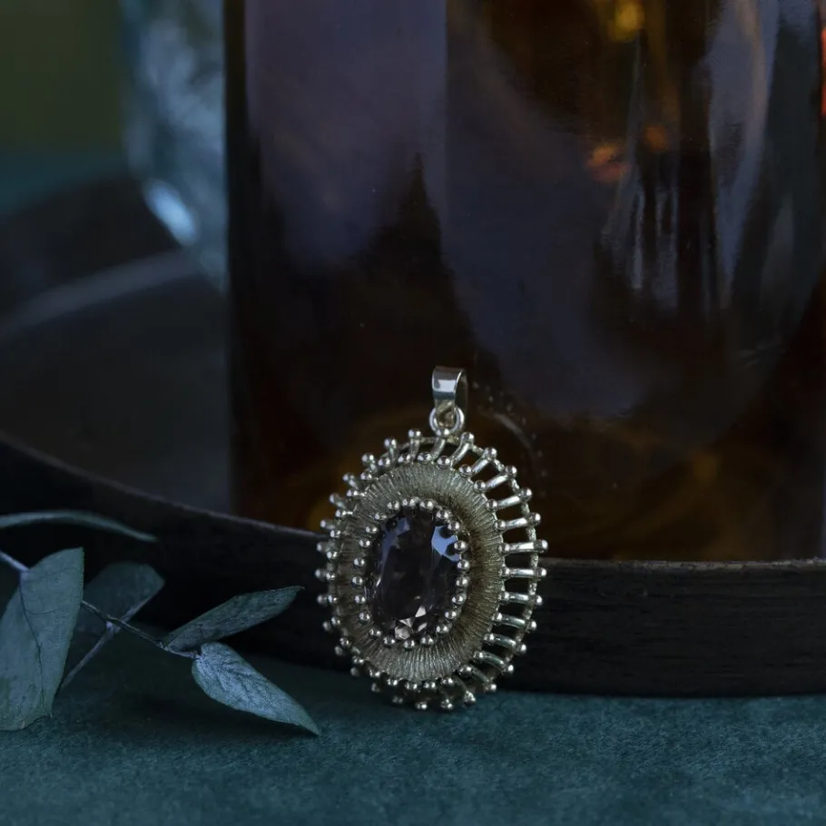 Pendant with smoky quartz 9 krt>Vintage Jewellery Sale