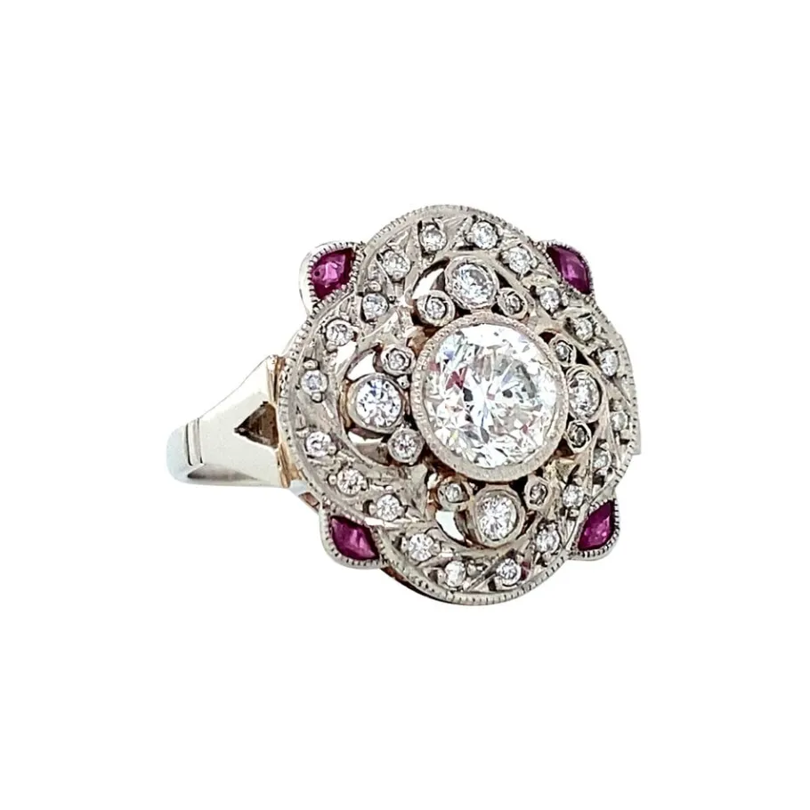 platinum_ring_with_diamon_2.webp Platinum ring with diamond and ruby 900>Vintage Jewellery Outlet