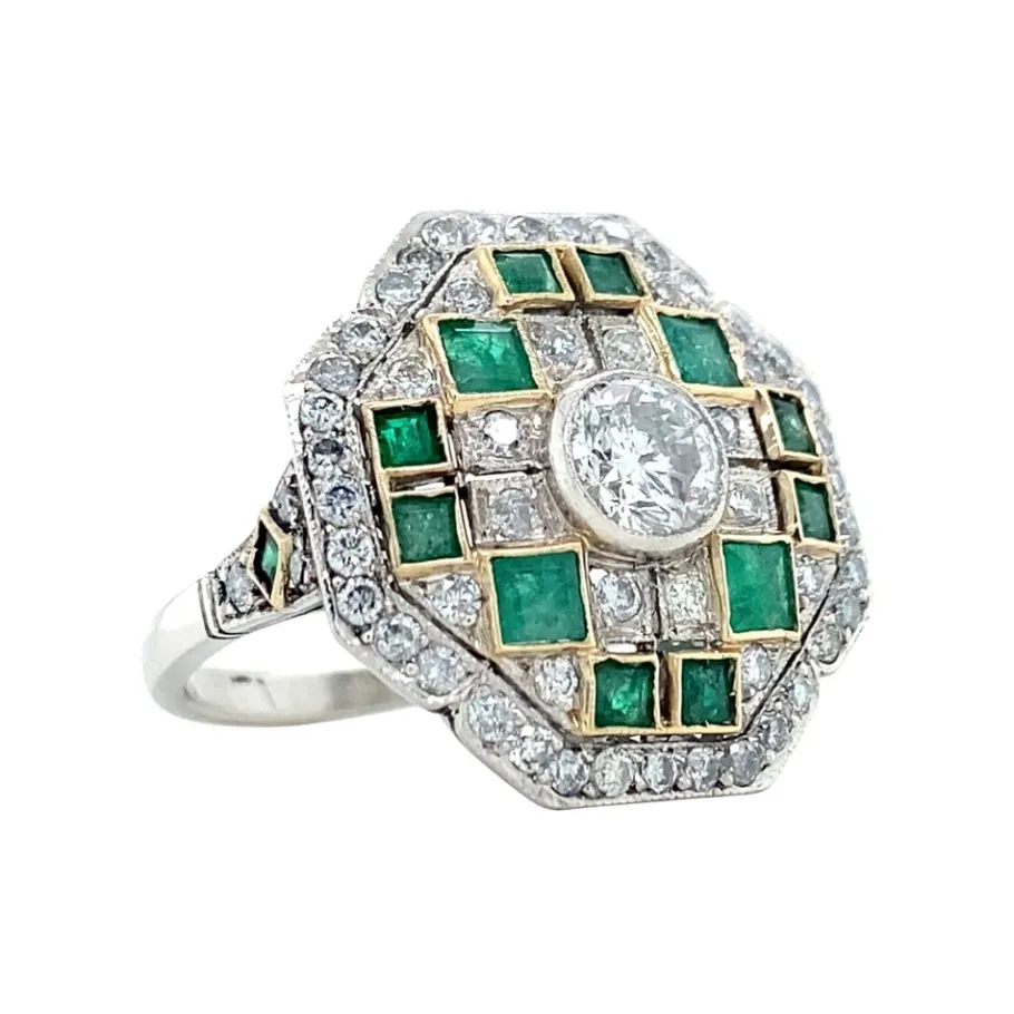 platinum_ring_with_emeral_2-1.webp Platinum ring with emerald and diamonds 950>Vintage Jewellery Outlet