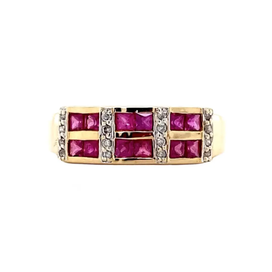 Ring with ruby and diamond 9 krt>Vintage Jewellery Fashion