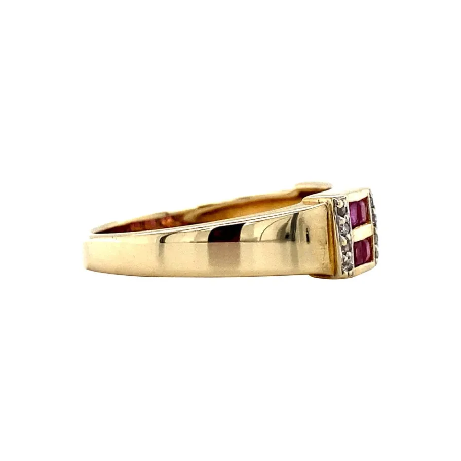 ring_with_ruby_and_diamon_3.webp Ring with ruby and diamond 9 krt>Vintage Jewellery Fashion