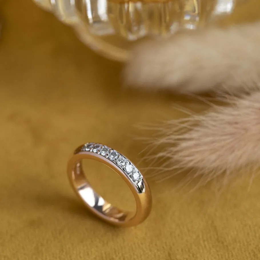 Rose gold row ring with diamonds 14 krt>Vintage Jewellery Discount