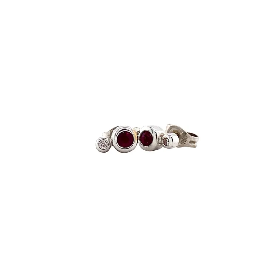 White gold ear studs with ruby and diamond 18 krt>Vintage Jewellery Outlet