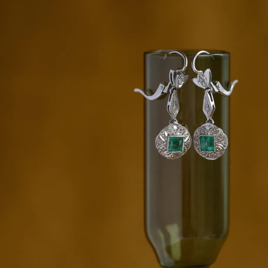 White gold earrings with diamond and emerald 14 krt>Vintage Jewellery Fashion