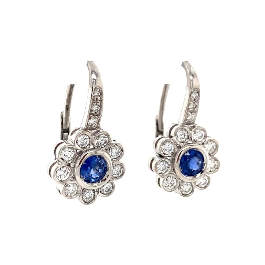 white_gold_earrings_with__2.webp White gold earrings with sapphire and diamond 18 krt>Vintage Jewellery Outlet