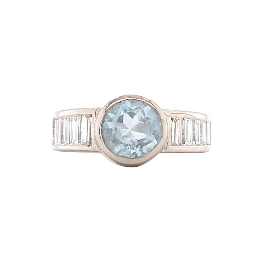 White gold ring with aquamarine and diamonds 14 krt>Vintage Jewellery Hot