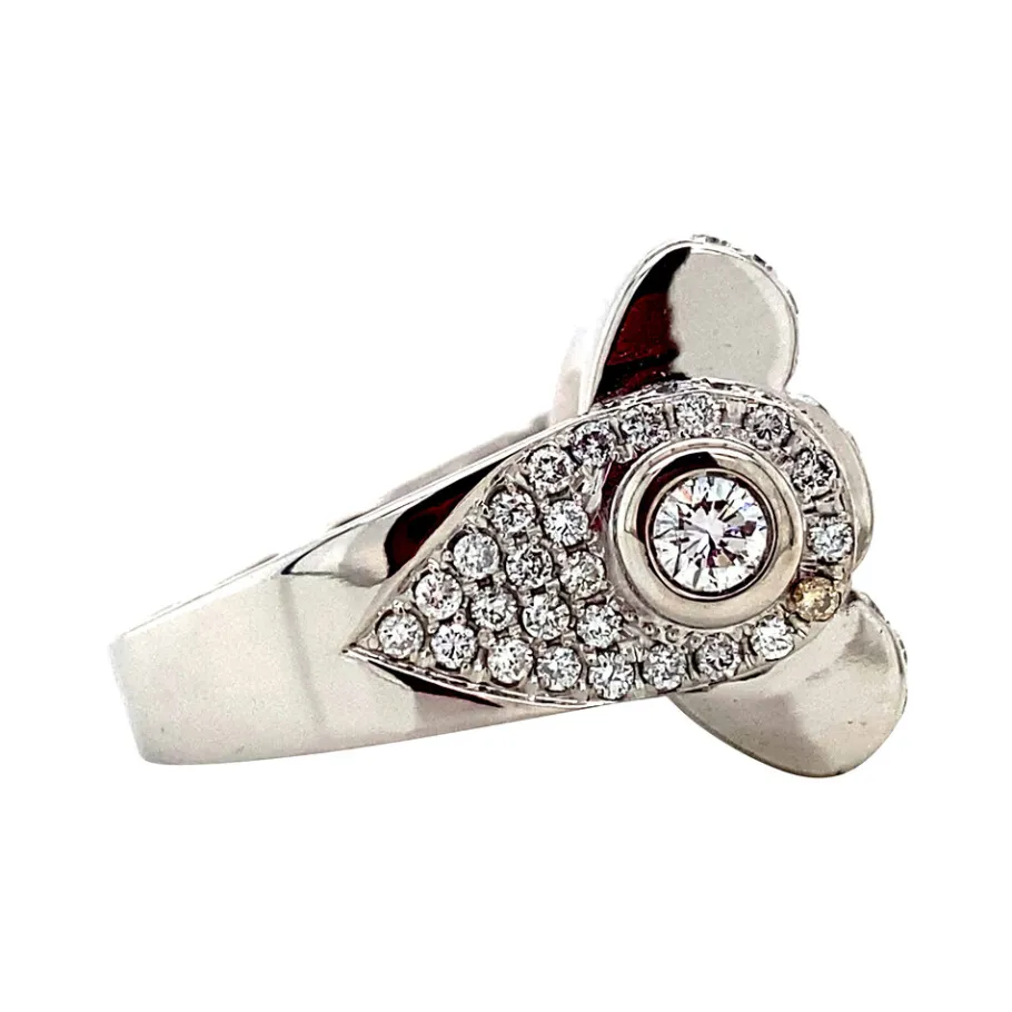 white_gold_ring_with_diam_3.webp White gold ring with diamonds 18 krt>Vintage Jewellery Discount