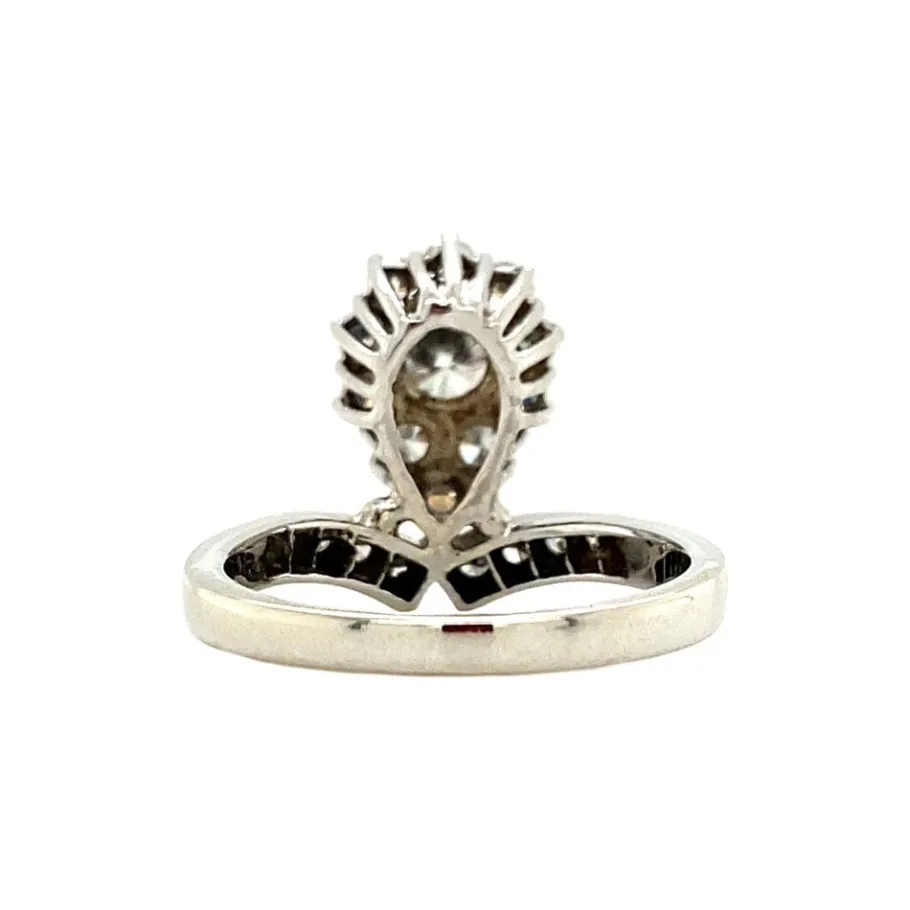 white_gold_ring_with_diam_4-7.webp White gold ring with diamonds 18 krt>Vintage Jewellery New