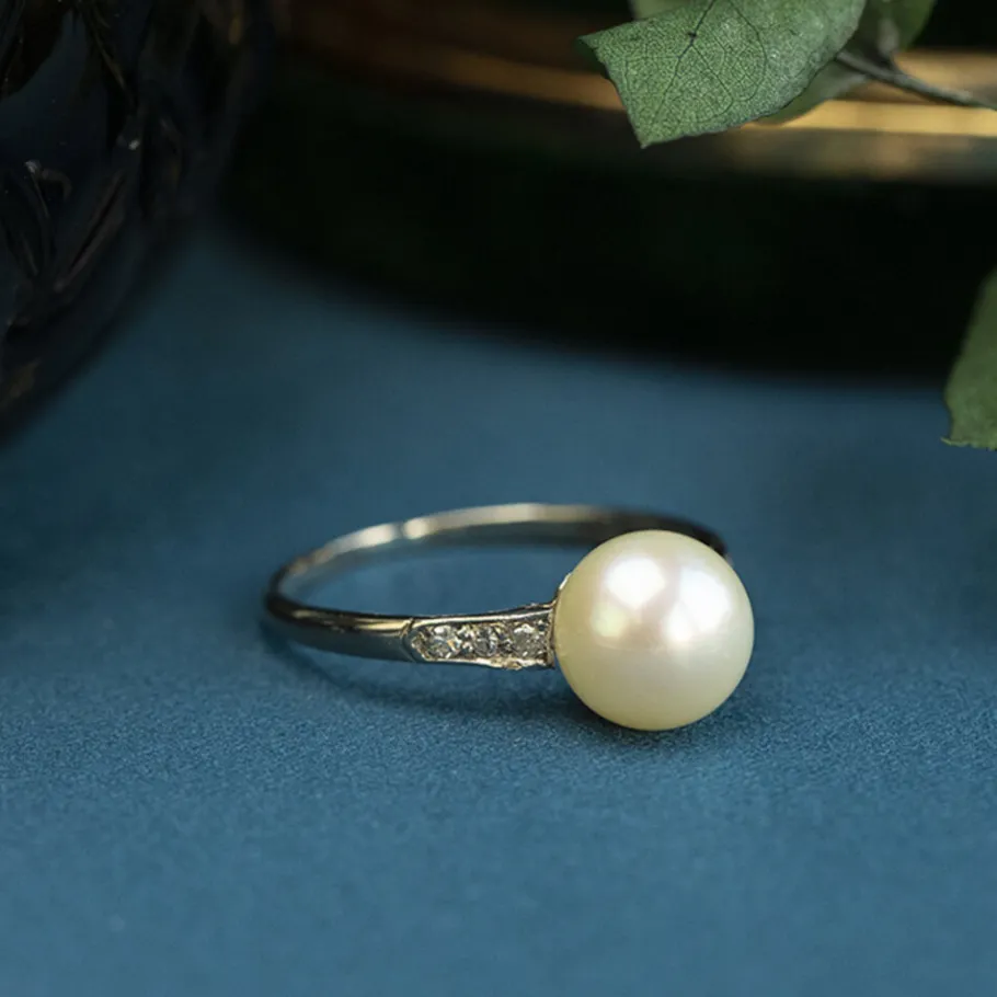 White gold ring with pearl and diamonds 14 krt>Vintage Jewellery Fashion