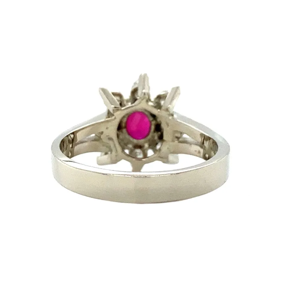 white_gold_ring_with_ruby_4-2.webp White gold ring with ruby and diamonds 18 krt>Vintage Jewellery Clearance