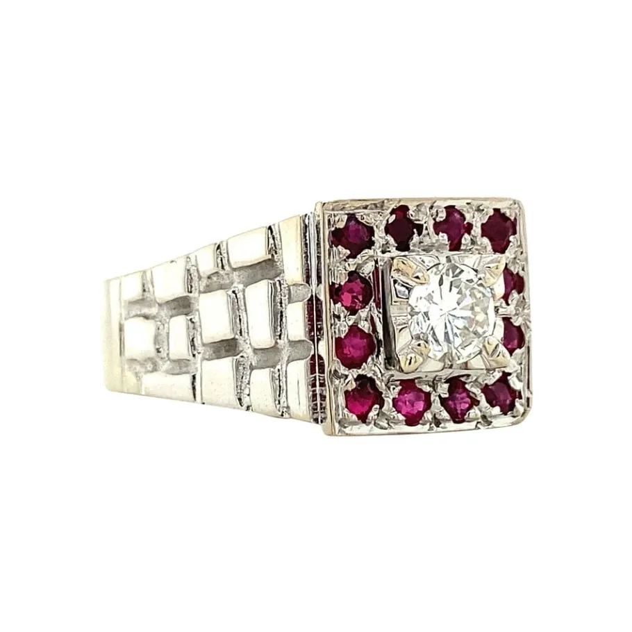 white_gold_ring_with_ruby_4.webp White gold ring with ruby and diamonds 18 krt>Vintage Jewellery Clearance