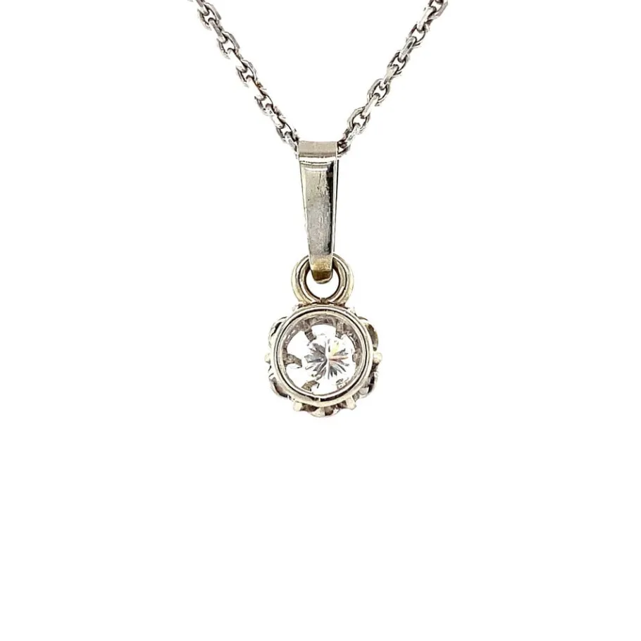 white_gold_solitaire_pend_4.webp White gold solitaire pendant with diamonds 14 krt>Vintage Jewellery New