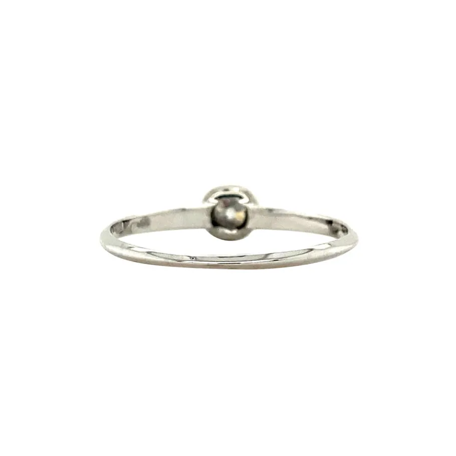 white_gold_solitaire_ring_4.webp White gold solitaire ring with diamonds 14 krt>Vintage Jewellery Outlet