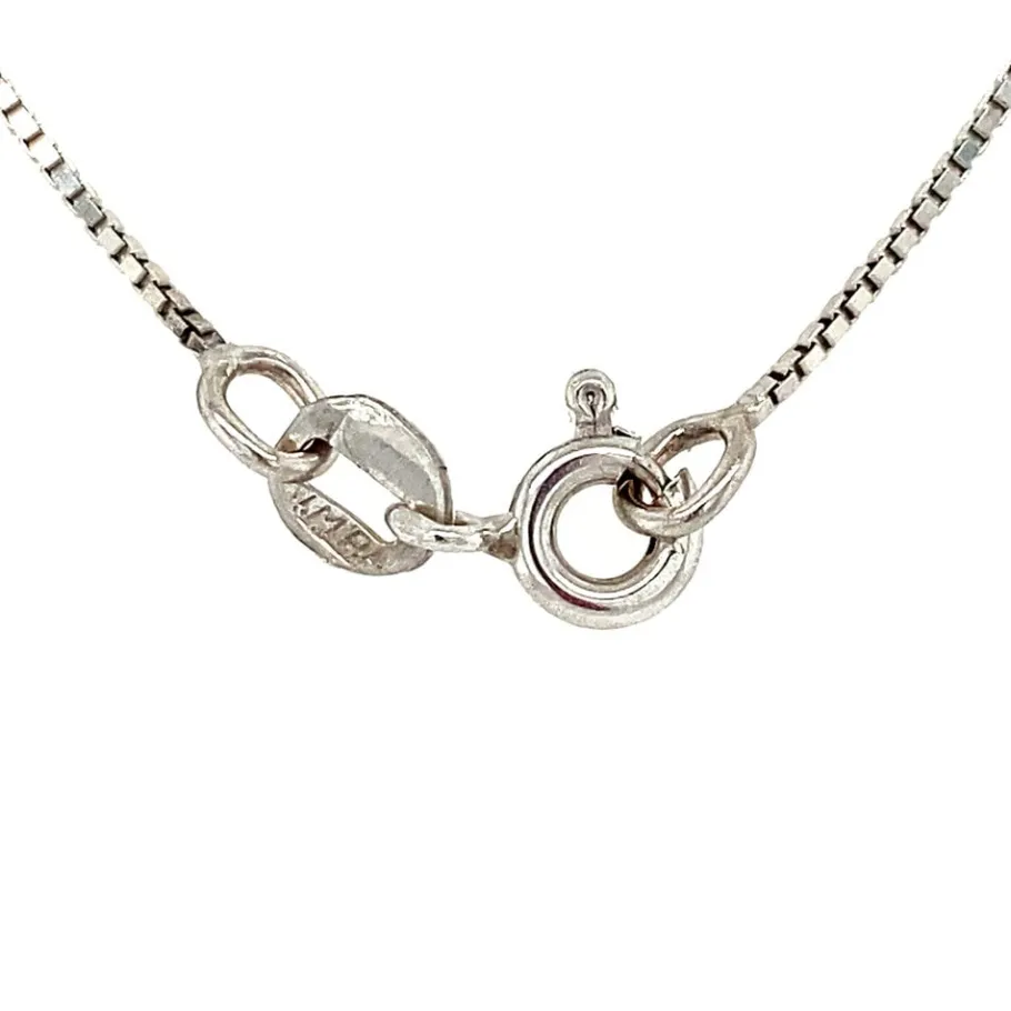 white_gold_venetian_lengt_4.webp White gold venetian length necklace 18 krt>Vintage Jewellery Fashion